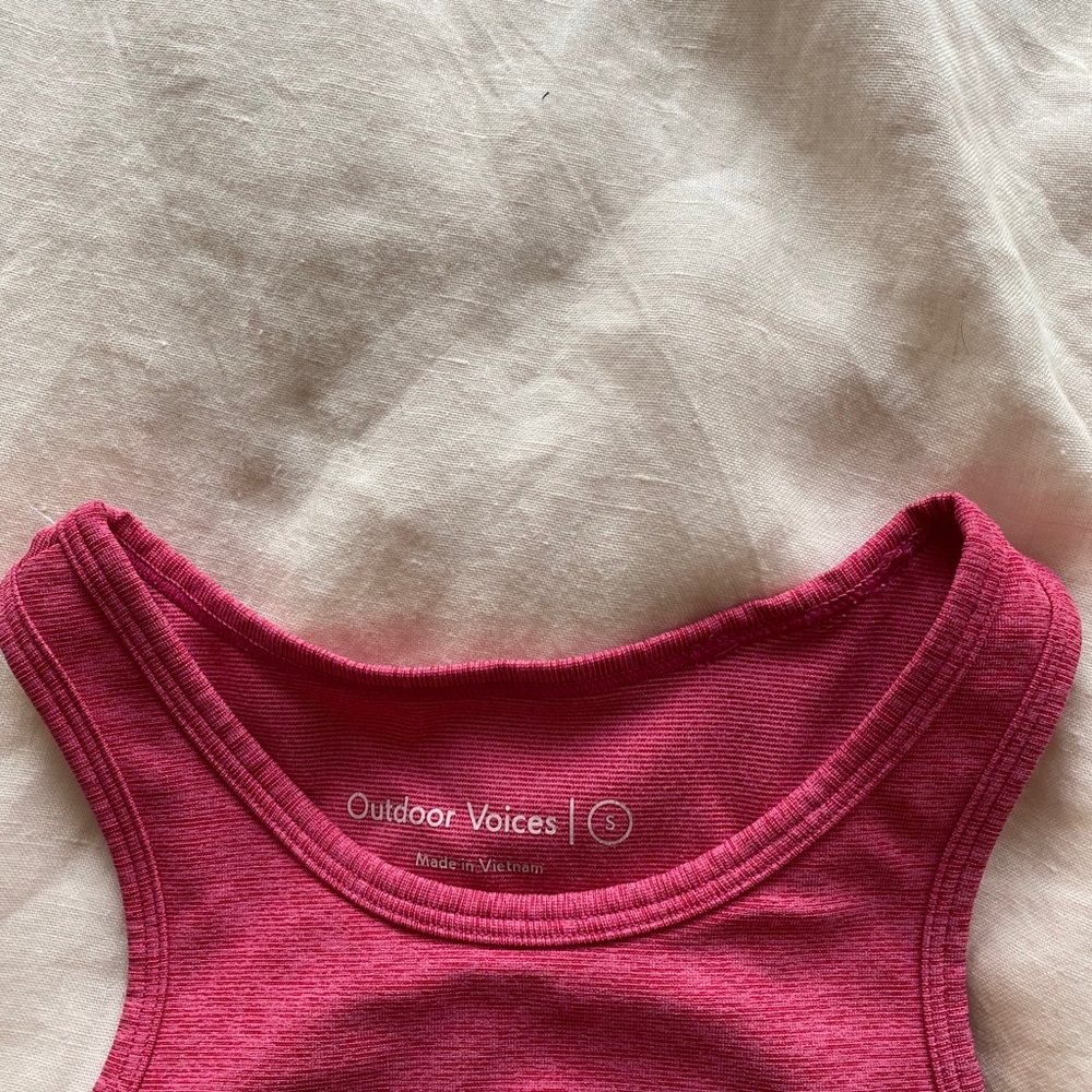 Outdoor Voices Athena Crop Top Flamingo